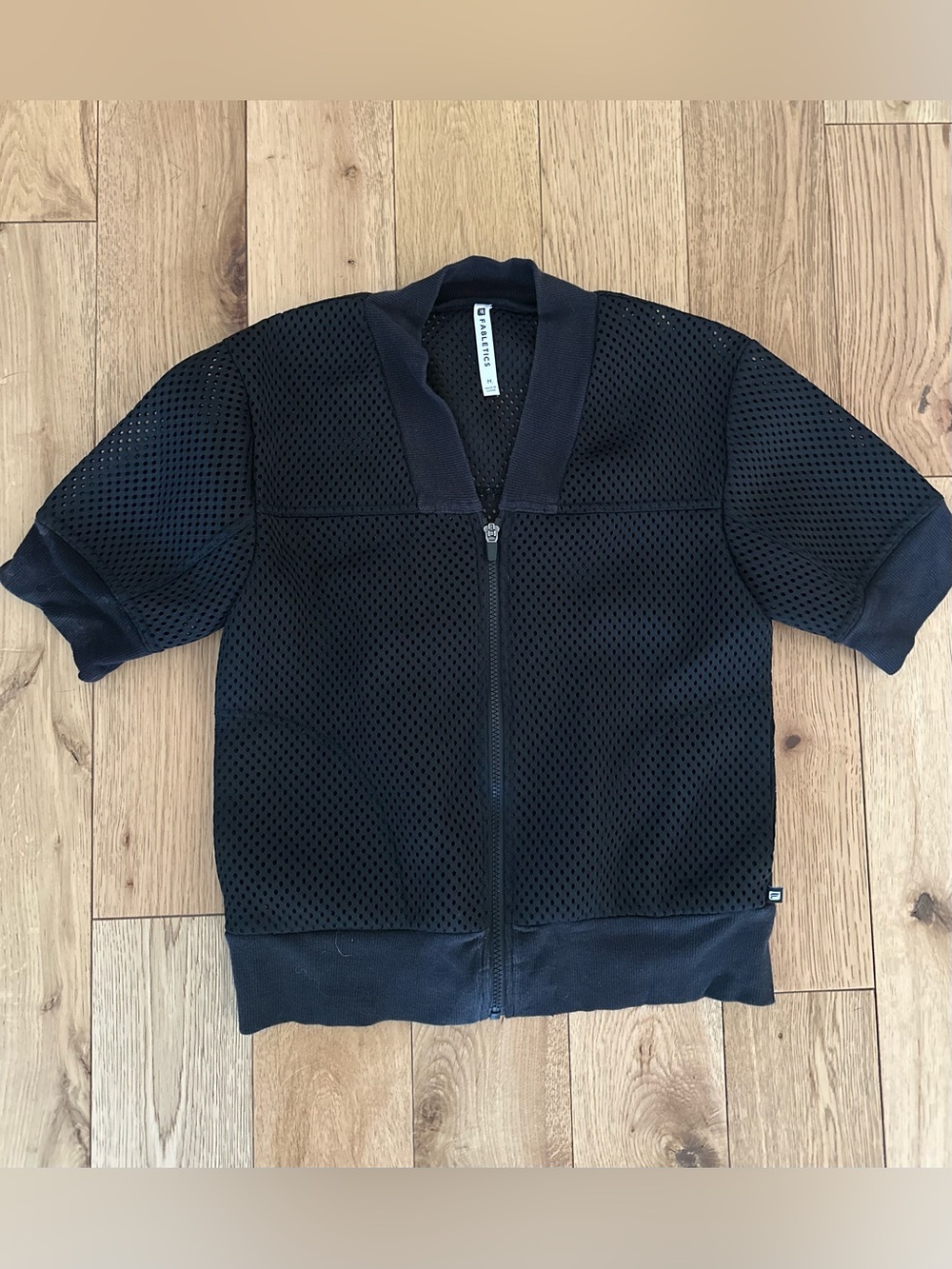 Fabletics mesh zip-up short sleeve jacket